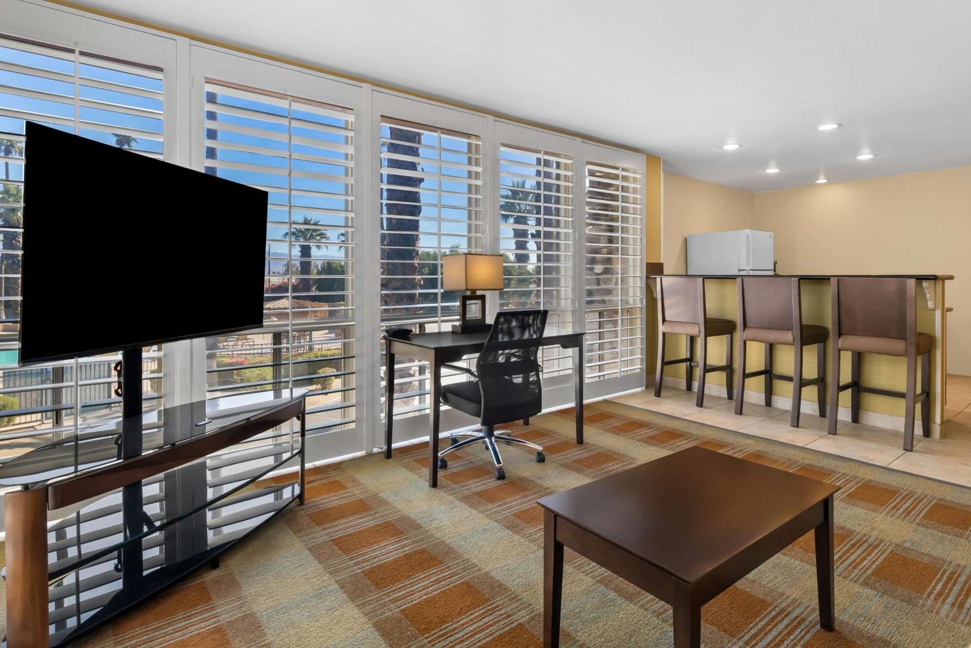 Best Western Date Tree Hotel Indio Εξωτερικό φωτογραφία