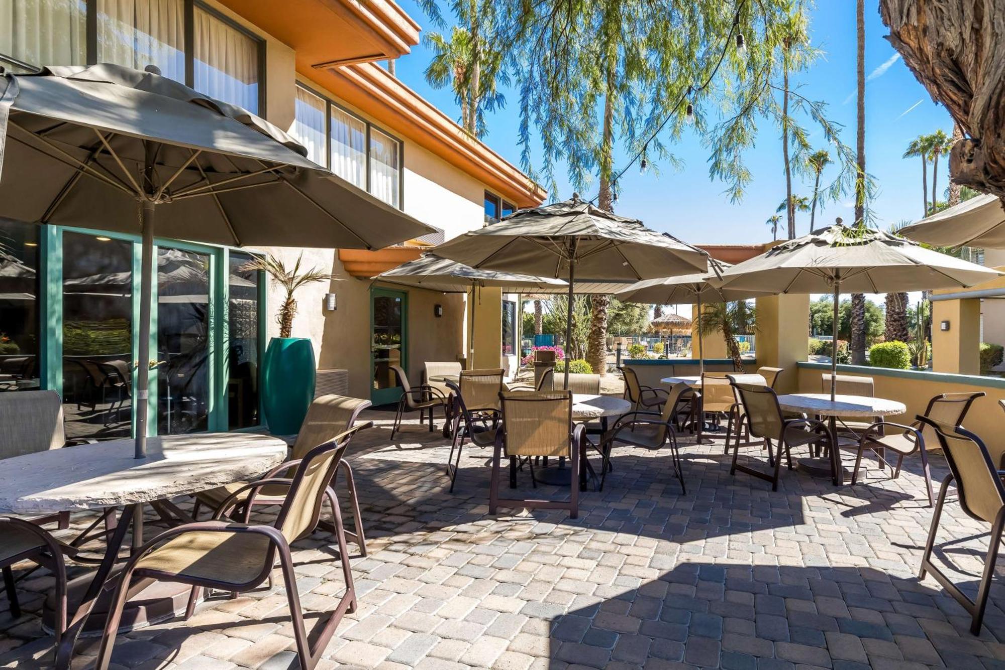 Best Western Date Tree Hotel Indio Εξωτερικό φωτογραφία