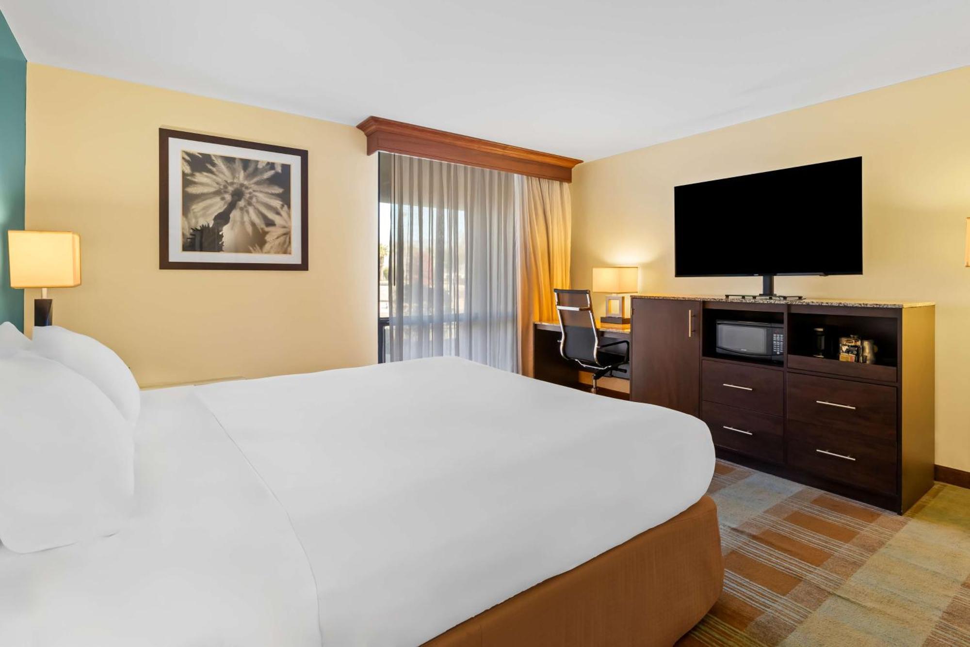 Best Western Date Tree Hotel Indio Εξωτερικό φωτογραφία